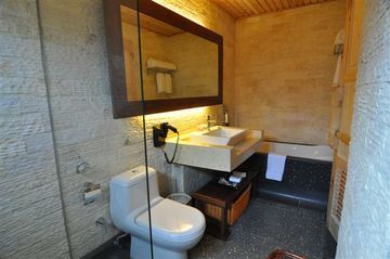 Philea & 5* Malacca