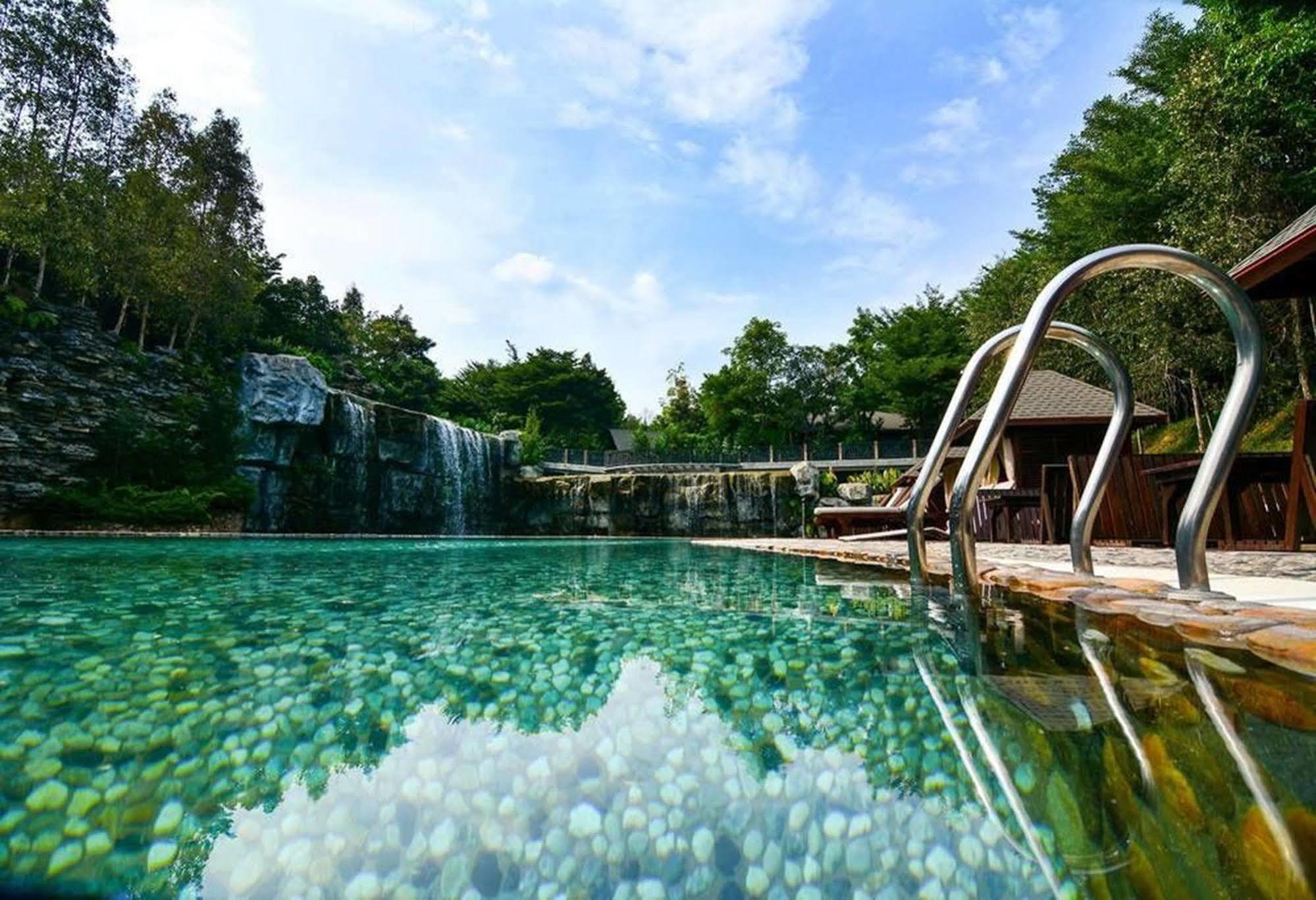 Philea & Resort